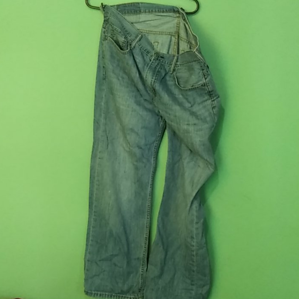 569 Levi's Jeans W33 L32